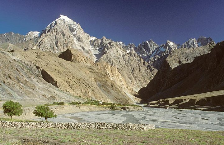 1998 - Oberes Hunza-Tal bei Passu - Nord-Pakistan: Landschaft