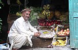 1998 - H&auml;ndler in Karimabad - Nord-Pakistan: Land und Leute