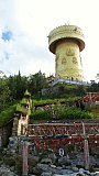 Aufstieg an den Fu&szlig; der gr&ouml;&szlig;ten Gebetsm&uuml;hle der Welt - S&uuml;d-Ost-Tibet: Sehensw&uuml;rdigkeiten