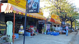 Die Stra&szlig;en von Sittwe - West-Myanmar: Land und Leute