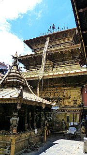 2015 - Der Goldene Tempel von Pathan - Kathmandu-Tal: Sehensw&uuml;rdigkeiten