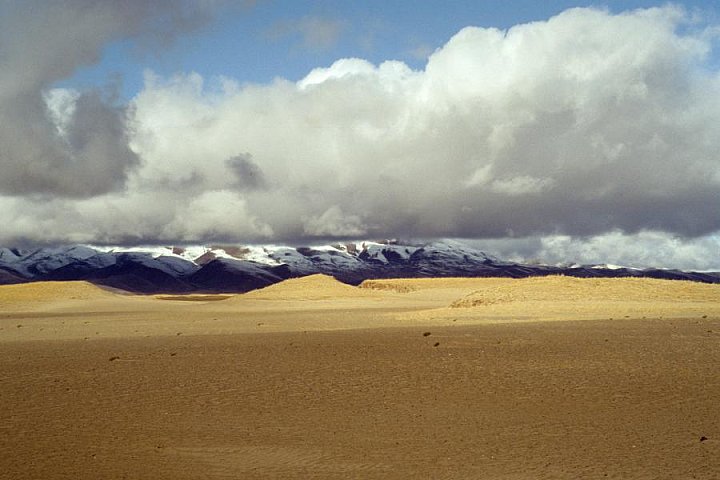 1992 - Wolken &uuml;ber dem Himalaya - West-Tibet: Landschaft
