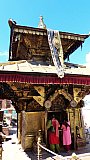 2015 - Tempel auf dem Swayambunath-Gel&auml;nde - Kathmandu-Tal: Sehensw&uuml;rdigkeiten