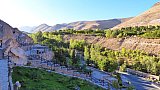 Blick &uuml;ber die Fluss-Oase von Kandovan - Nord-Iran: Landschaft
