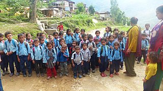 2015 - Gro&szlig;er Empfang im Dorf Martho - Ost-Nepal: Land und Leute