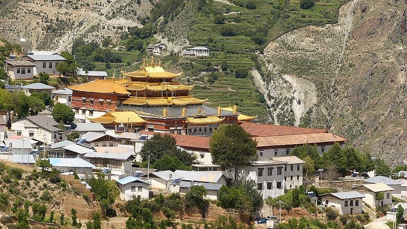 Dhandrumping Kloster bei Benzilan - S&uuml;d-Ost-Tibet: Sehensw&uuml;rdigkeiten