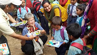 2015 - Kleine Geschenke f&uuml;r die Kinder - Ost-Nepal: Land und Leute