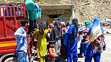 Mobiler Verkaufsstand im Dorf Sartal - Jammu & Kashmir: Land und Leute