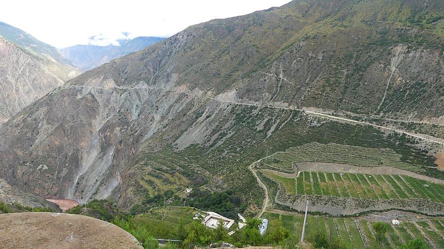 Richtung Norden nach Yanjing - S&uuml;d-Ost-Tibet: Landschaft