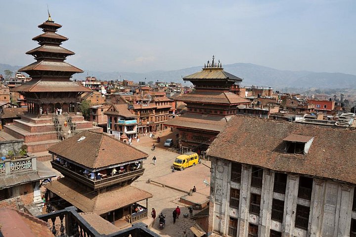 2011 - Blick &uuml;ber Bhaktapur - Kathmandu-Tal: Sehensw&uuml;rdigkeiten