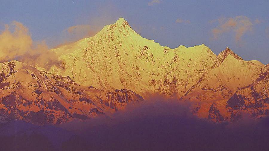 Kawa Karpo bei Sonnenaufgang - S&uuml;d-Ost-Tibet: Landschaft