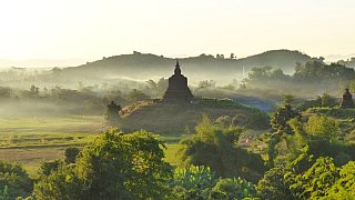 Blick &uuml;ber die Tempel von Mrauk U - West-Myanmar: Sehensw&uuml;rdigkeiten
