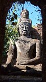 Buddha-Statuen der Pizi Pagode - West-Myanmar: Sehensw&uuml;rdigkeiten