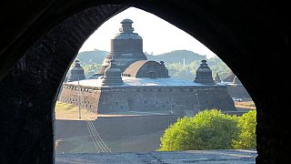 Blick auf die Andaw Pagode - West-Myanmar: Sehensw&uuml;rdigkeiten