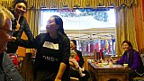 Neugierige Blicke um uns herum - S&uuml;d-Ost-Tibet: Land und Leute