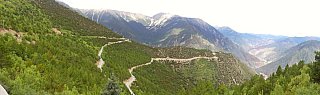 Panoramablick vom Jo La Pass - S&uuml;d-Ost-Tibet: Landschaft