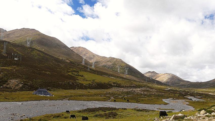 Hochebene in Richtung Dingda La Pass - S&uuml;d-Ost-Tibet: Landschaft
