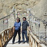 Auf der Br&uuml;cke &uuml;ber den Zanskar-Flu&szlig;. - IND-Blog-Bilder