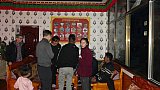 Speisekarte im tibetischen Restaurant in Gyatsa - Zentral-Tibet: Essen & Schlafen