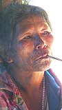 Chin-Dame mit Pfeife - West-Myanmar: Land und Leute