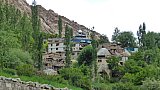 Moschee am Berghang - Ladakh: Landschaft