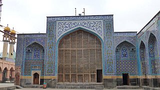 Innenhof des Sheikh Safi Mausoleums - Nord-Iran: Sehensw&uuml;rdigkeiten