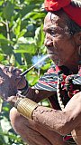 Pfeife rauchender Chin-Mann - West-Myanmar: Land und Leute