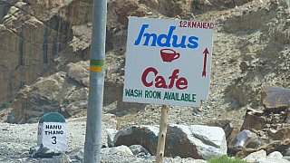 Indus Cafe - Ladakh: Essen & Schlafen