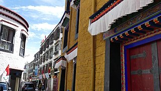Altstadtgassen in Lhasa - Zentral-Tibet: Sehensw&uuml;rdigkeiten