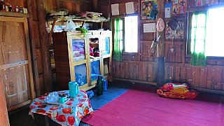 Wohnraum im Homestay - West-Myanmar: Essen & Schlafen