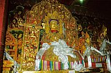 2006 - Buddhastatue im Drepung Kloster - Zentral-Tibet: Sehensw&uuml;rdigkeiten