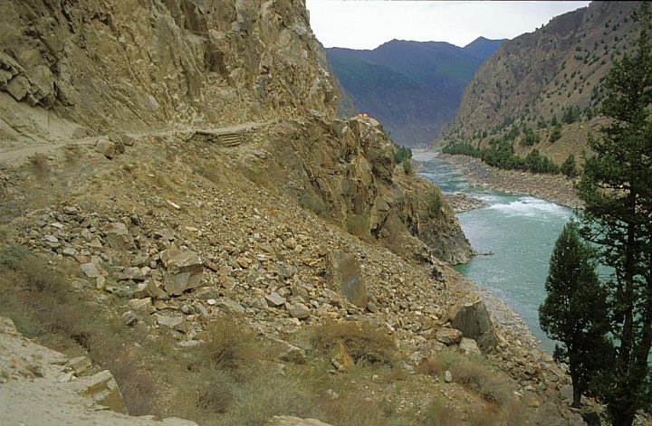2006 - Yarlung Tsangpo Tal in Zentraltibet - Zentral-Tibet: Landschaft