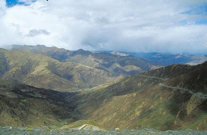 2006 - Fahrt auf den Yardo Drak La-Pass - Zentral-Tibet: Landschaft