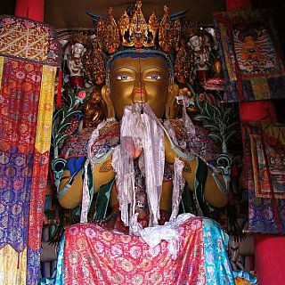 2006 - Buddha-Statue im Reting Kloster - Zentral-Tibet: Sehensw&uuml;rdigkeiten