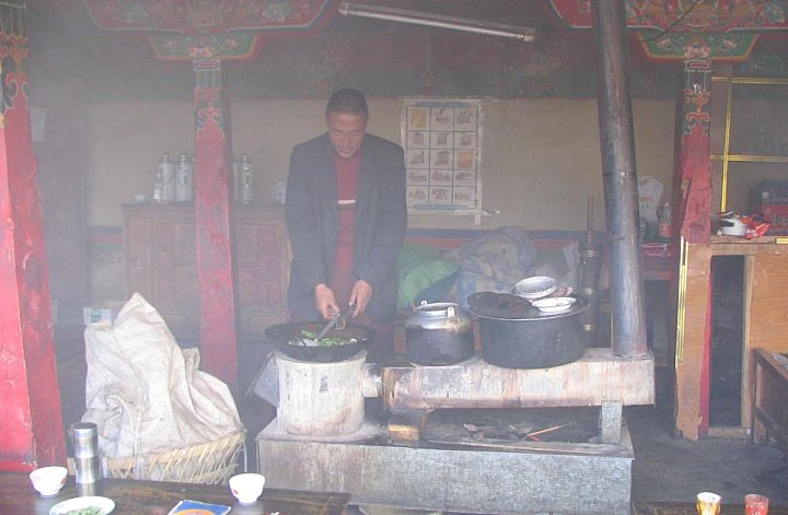 2006 - Klosterk&uuml;che im Reting Kloster  - Tibet Blog