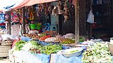 Der gro&szlig;e Bazar in Mindat - West-Myanmar: Land und Leute