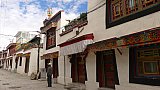 Neue H&auml;user in der Altstadt von Gyantse - Zentral-Tibet: Sehensw&uuml;rdigkeiten
