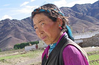 2006 - Tibeterin in Upper Lungsang - Zentral-Tibet: Land und Leute