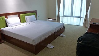 Doppelzimmer im Su Tine San Palace Hotel in Bagan in Myanmar - Zentral-Myanmar: Essen & Schlafen