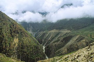 2006 - Fahrt hinunter nach Zhangmu - Zentral-Tibet: Landschaft