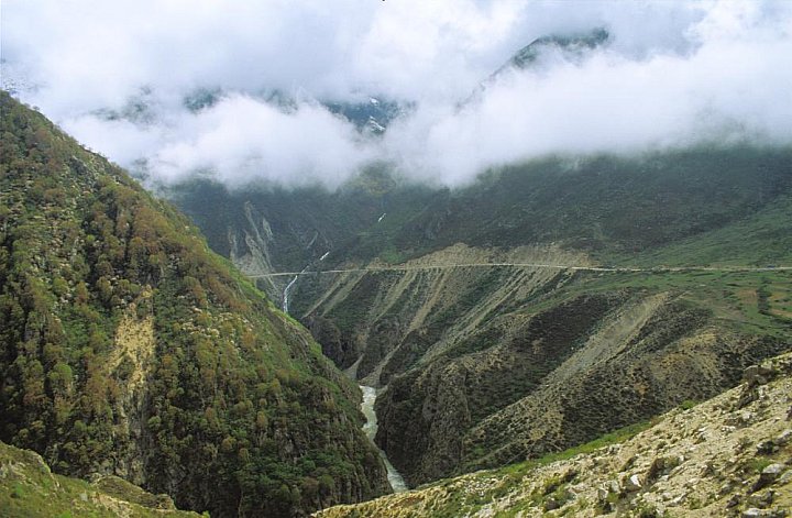 2006 - Fahrt hinunter nach Zhangmu - Zentral-Tibet: Landschaft