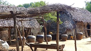 Entlegenes Dorf bei Bagan - Zentral-Myanmar: Land und Leute