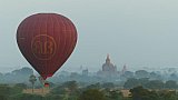 Mystische Stimmung &uuml;ber den Tempeln von Bagan - Zentral-Myanmar: Sehensw&uuml;rdigkeiten