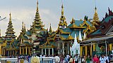 Rundgang um die Shwedagon Pagode in Yangon - Zentral-Myanmar: Sehensw&uuml;rdigkeiten