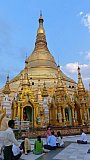 Shwedagon Pagode in Yangon in Myanmar - Zentral-Myanmar: Sehensw&uuml;rdigkeiten