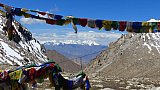 Gebetsfahnen auf dem Chang La Pass - Ladakh: Landschaft