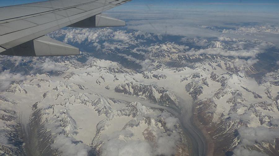 Gletscher und Schneegilpfel von oben - Ladakh: Landschaft