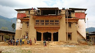 Renovierung des Gangtey Klosters - Zentral-Bhutan: Land und Leute