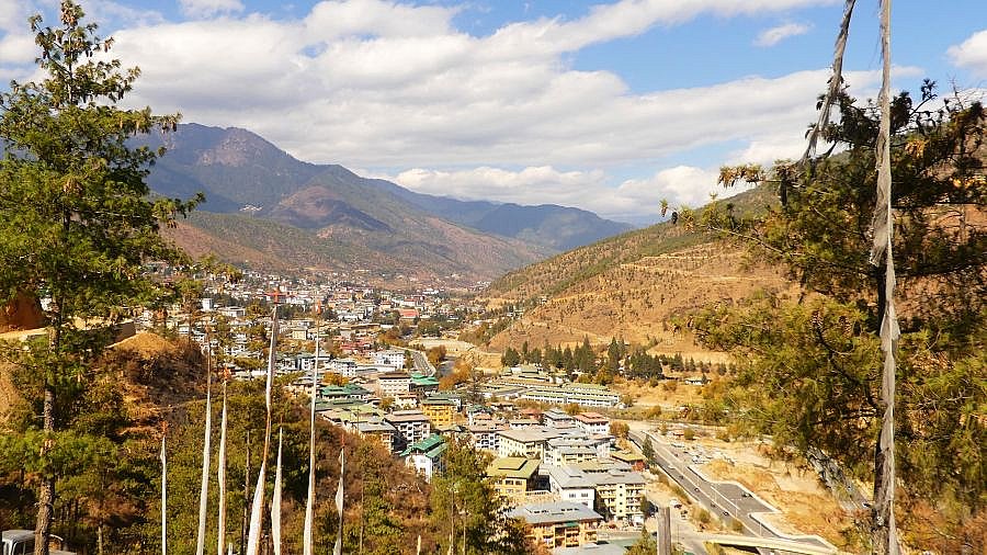 Blick &uuml;ber das Thimphu-Tal - Thimphu-Punakha: Landschaft