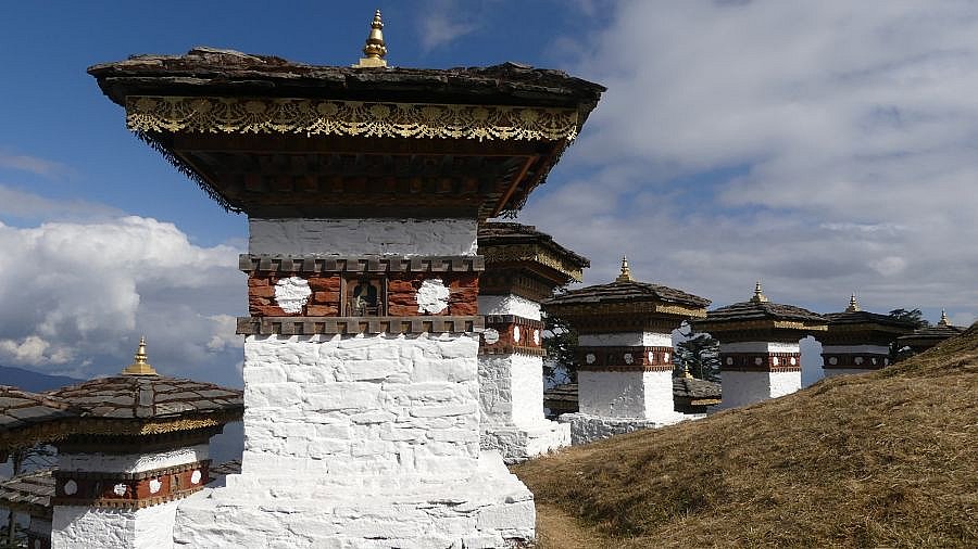 Dochu La Pass und die 108 Druk Wangyal Chortens - Thimphu-Punakha: Sehensw&uuml;rdigkeiten